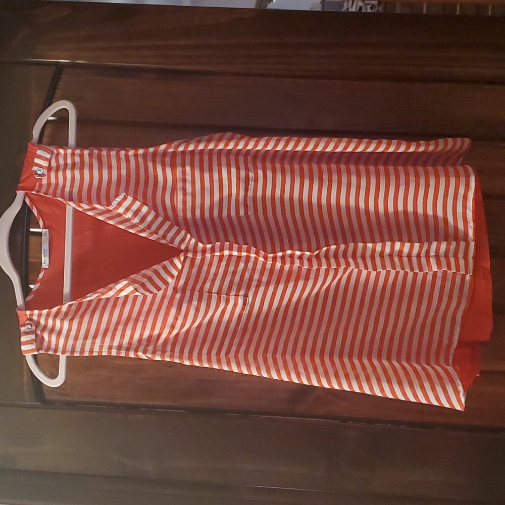 Striped Sleeveless Blouse